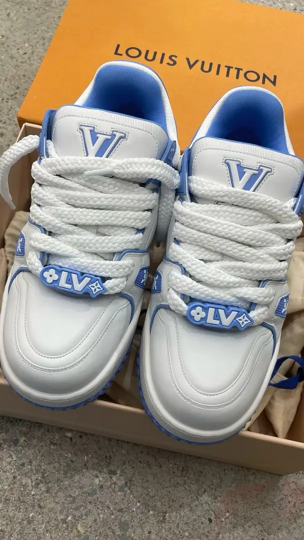 YM66 LV casual board chubby trainer shoes 80$ gallery