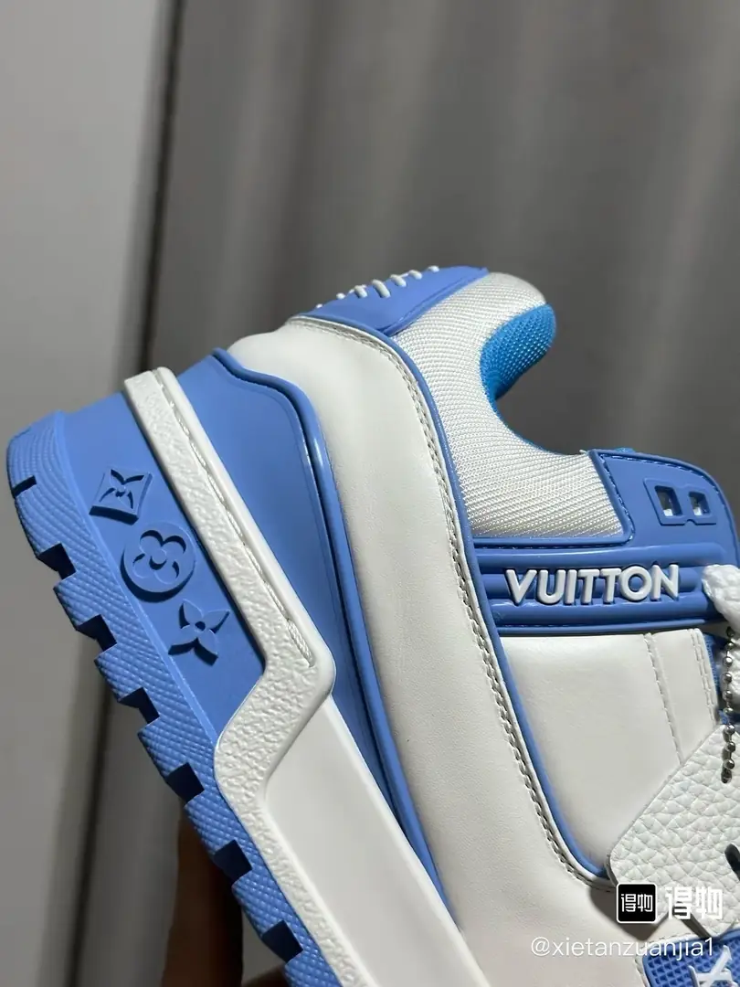 YM66 LV casual board chubby trainer shoes 80$ gallery