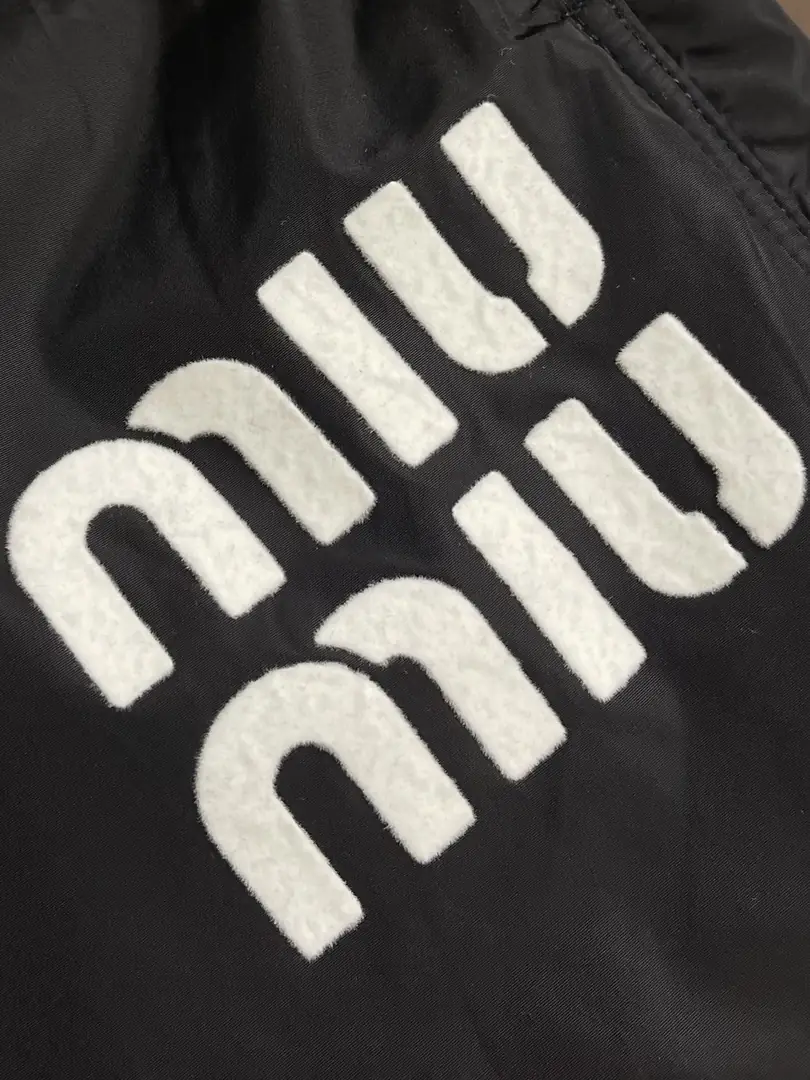 YM69 MIUMIU casual shorts clothing83$ gallery