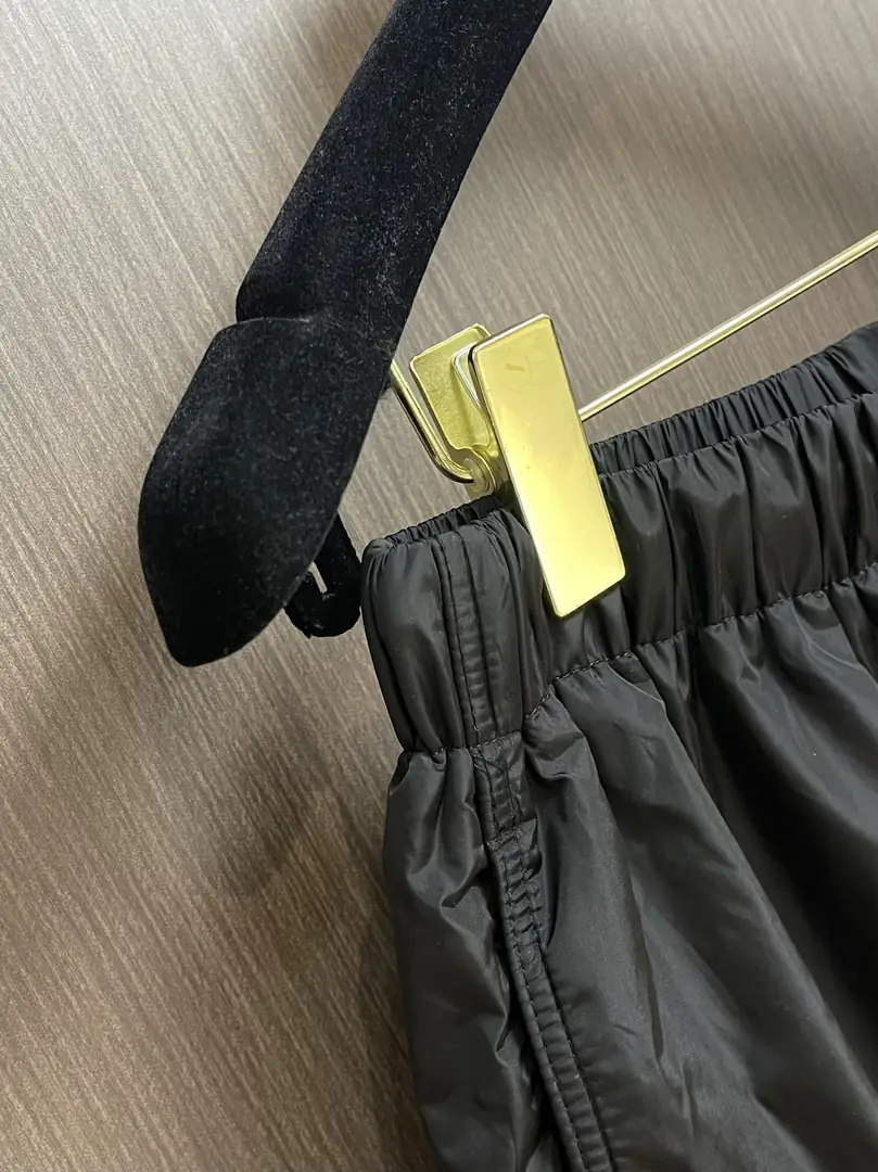 YM69 MIUMIU casual shorts clothing83$ gallery