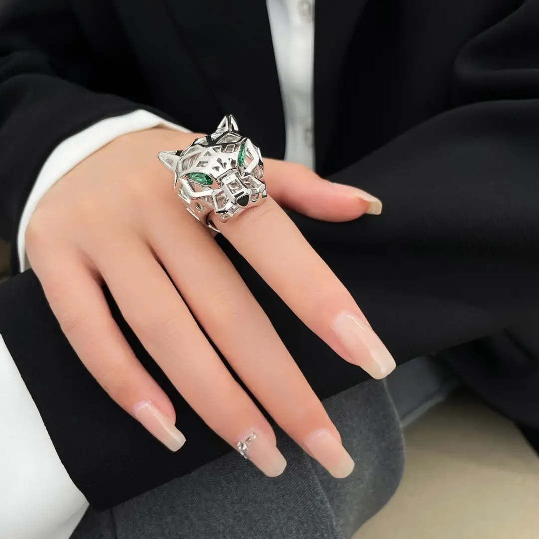 YM72 Cartier Leopard Head Hollow Ring 53$ gallery