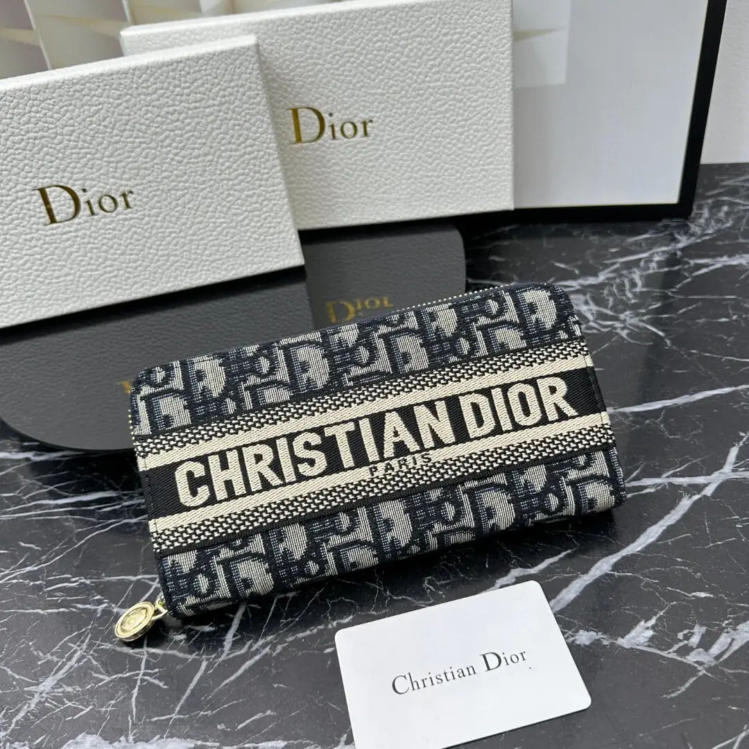 YM77 Dior bag 50$ gallery