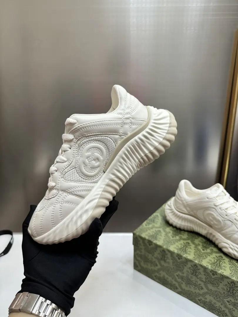 YM88 Gucci casual shoes 60$ gallery