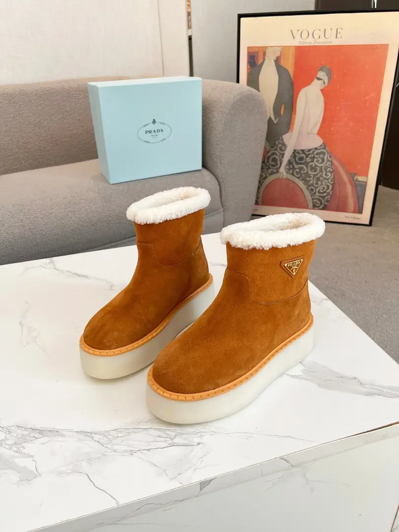 YM92 Prada snow boots 90$ gallery