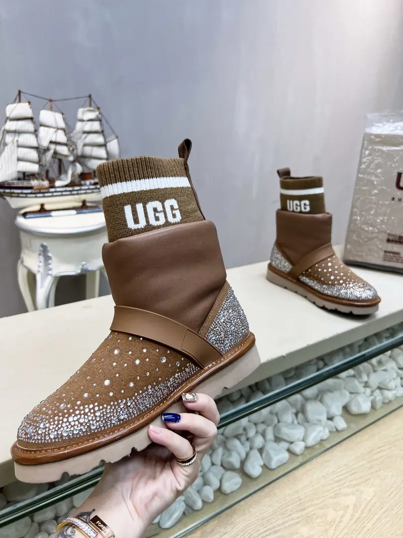 YM99 UGG plush snow boots 103$ gallery
