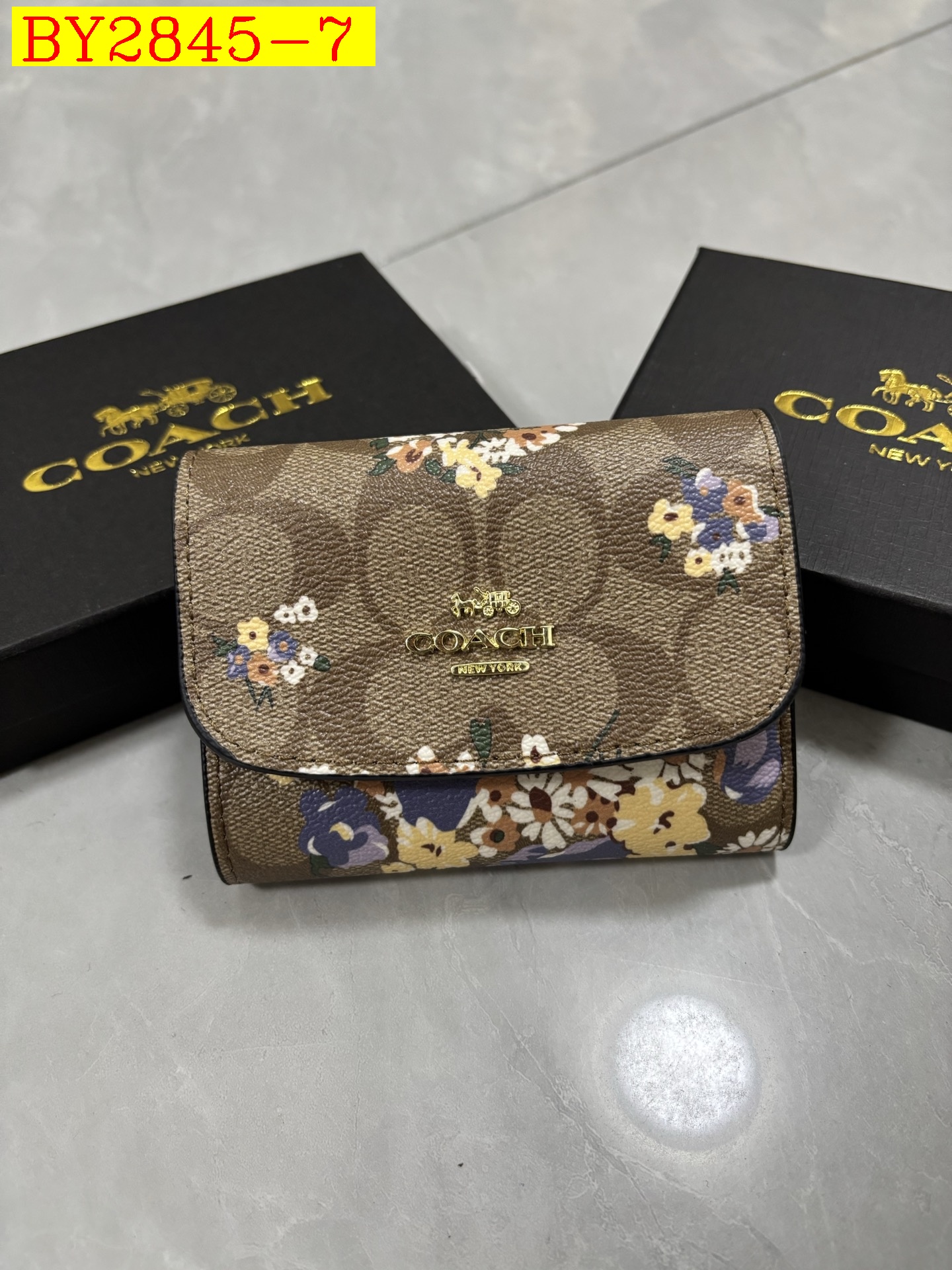 18$ COACH 401 Wallet size12x9x3 cm 6518 BY2845 gallery