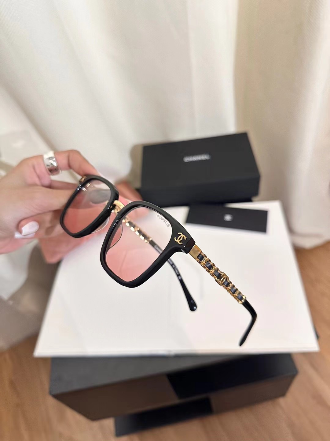 19$ CHANEL 0769 Sunglassess With Box 708594 FF1365 gallery