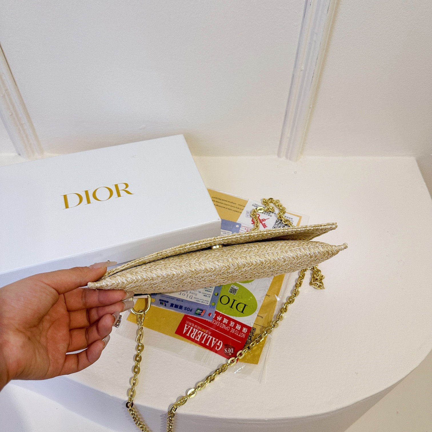 19$ DH DIOR D518 SIZE 23X14X2 CM 40165012418 ZY1B325 gallery