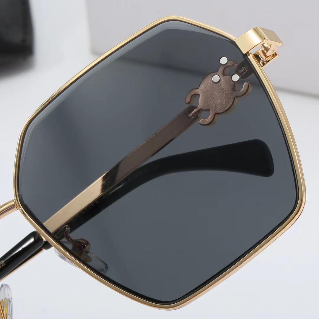 19$ new_dh CELINE 4235 80532611286 FF6S77 gallery