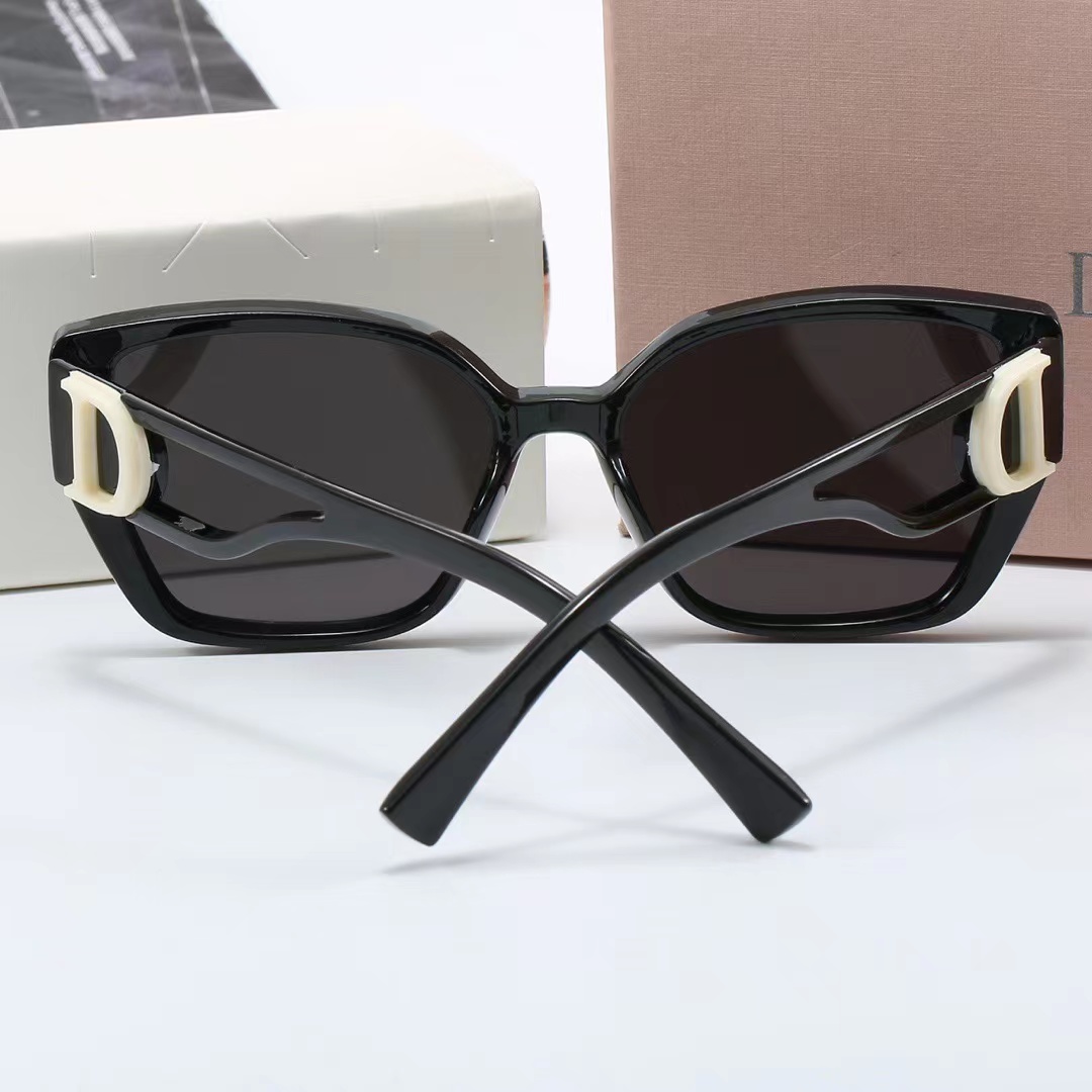 19$ new_dh DIOR_3635 90537611286 FF5S244 gallery