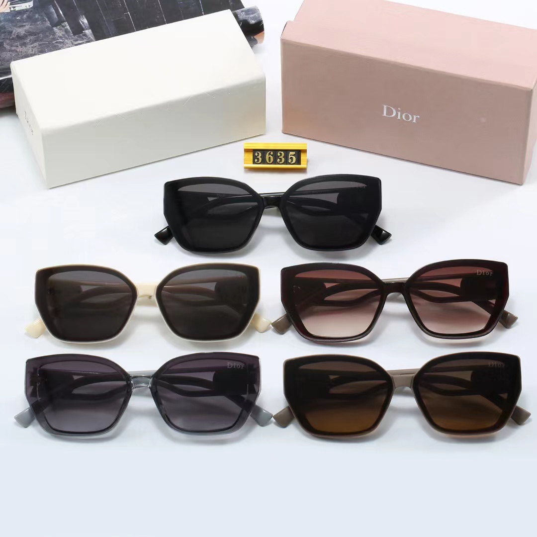 19$ new_dh DIOR_3635 90537611286 FF5S244 gallery