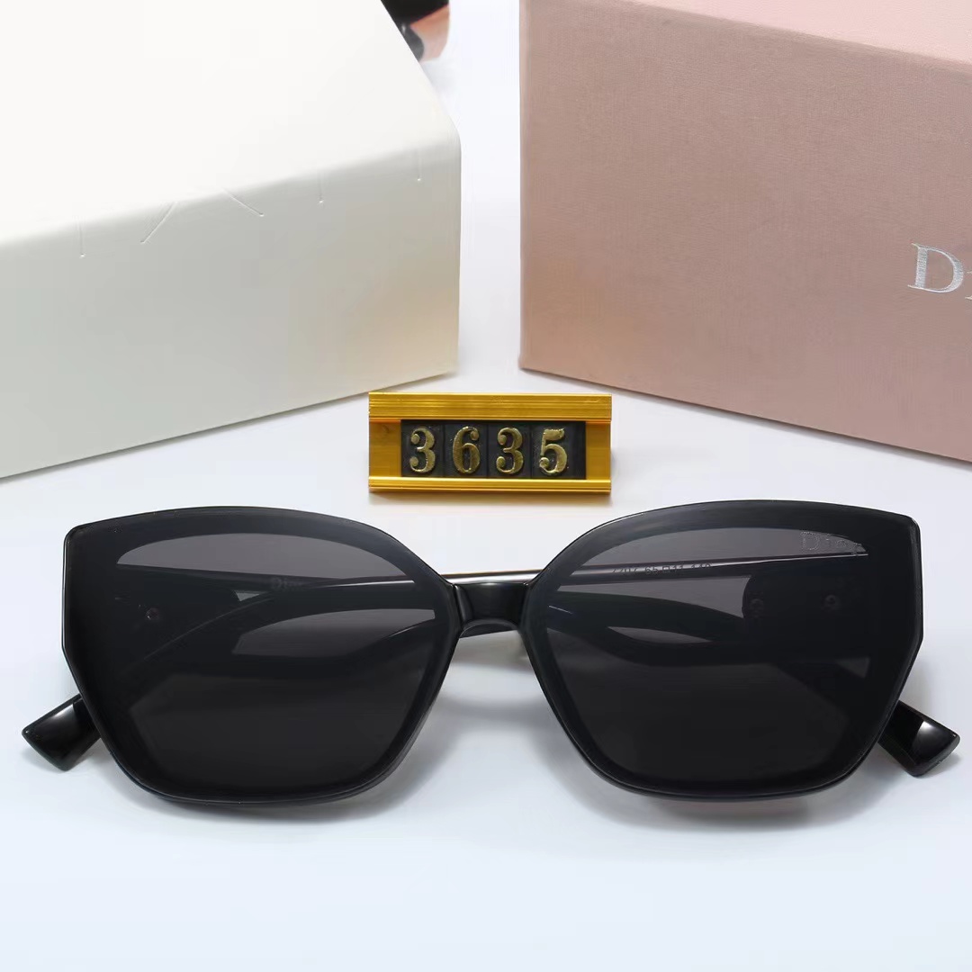 19$ new_dh DIOR_3635 90537611286 FF5S244 gallery