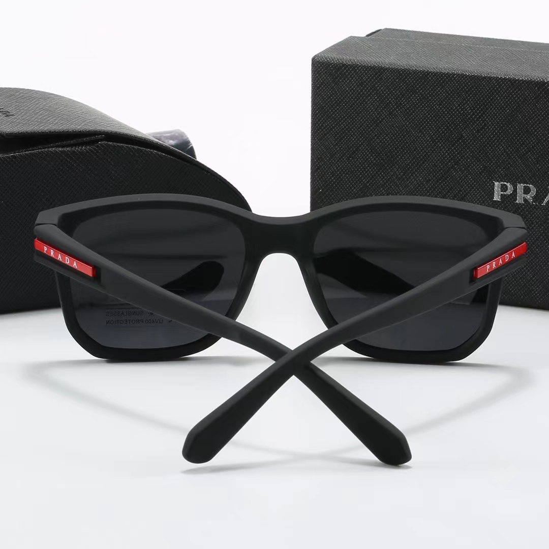 19$ new_dh PRADA_3718 70534611286 FF5S258 gallery