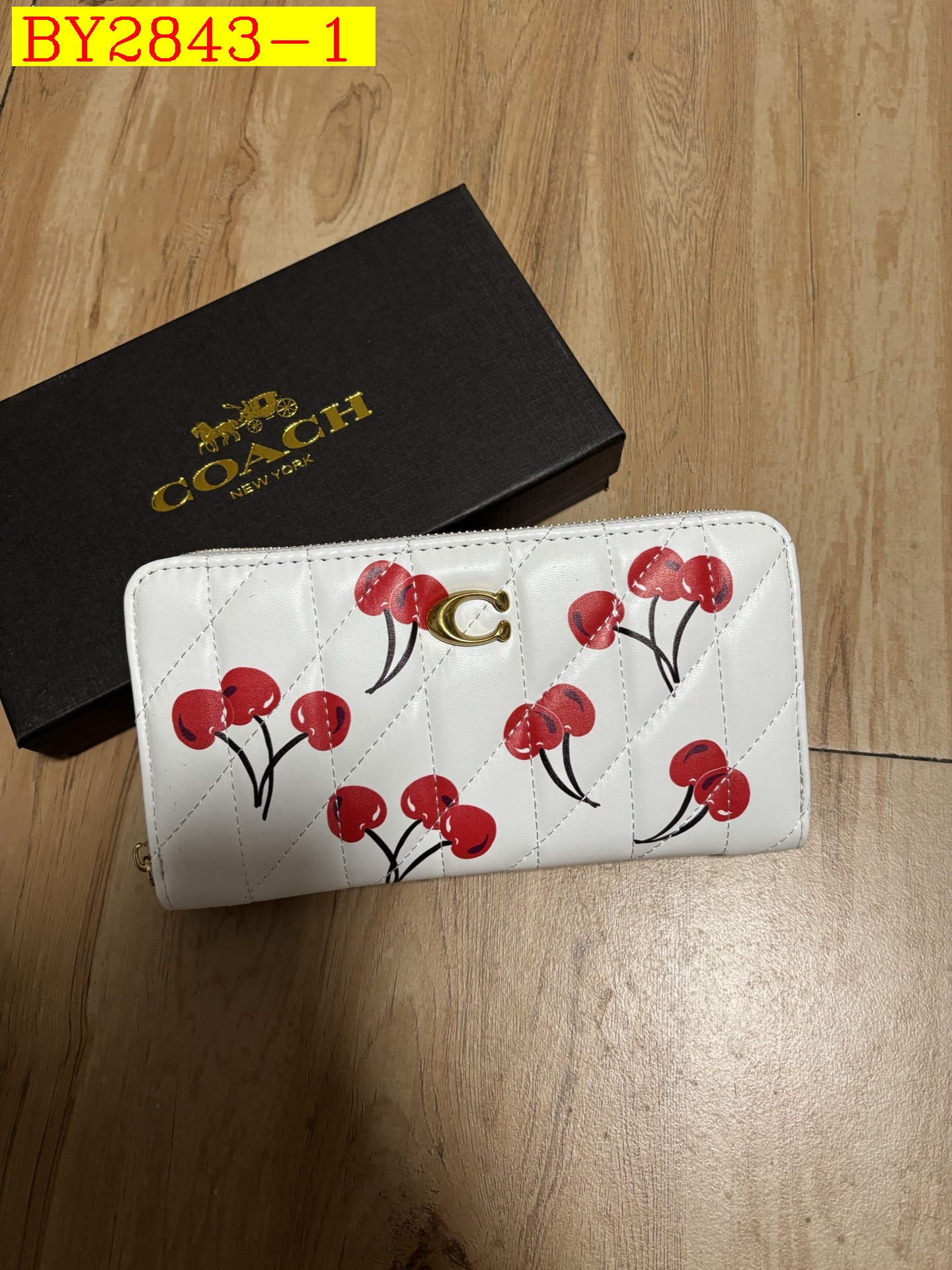 20$ COACH 324 Wallet size 21x11x3 cm 6674 BY2843 gallery