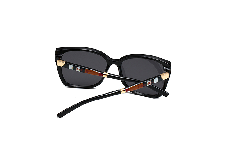 20$ new_dh BURBERRY_4169 90845011299 FF6S189 gallery