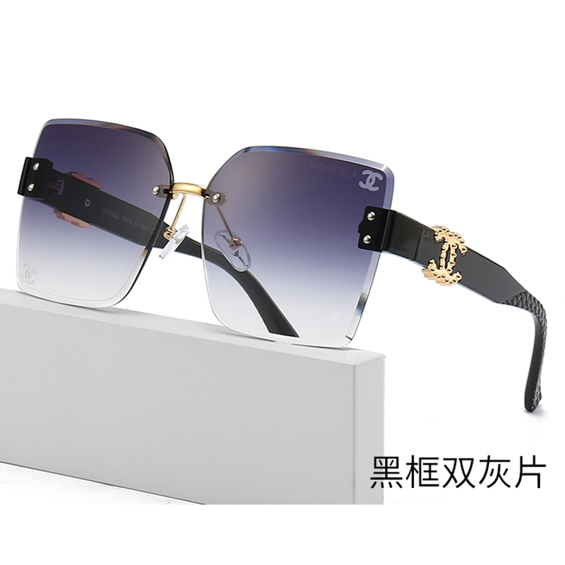 20$ new_dh CHANEL 3051 90845011299 FF7S68 gallery