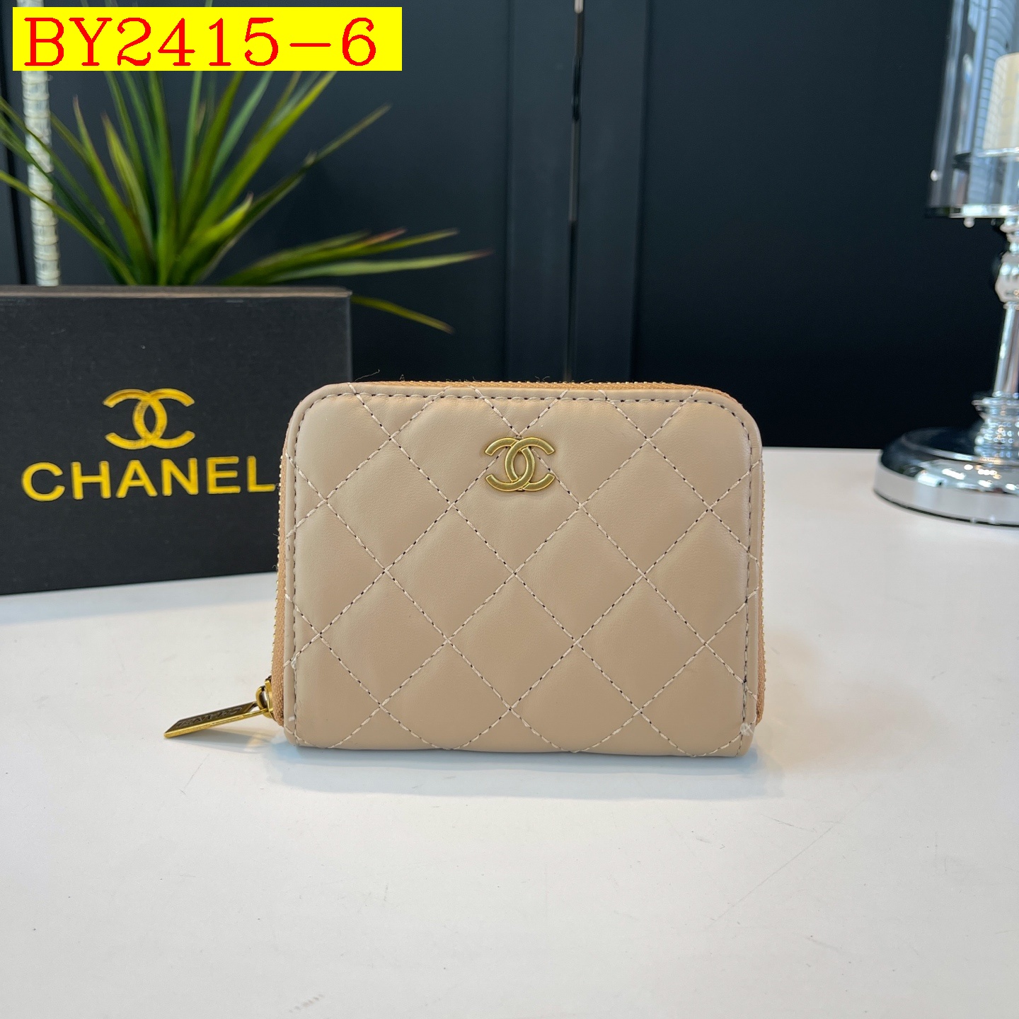 21$ dh CHANEL 311 purse size 13X10X3 cm 90457612415 BY2415 gallery