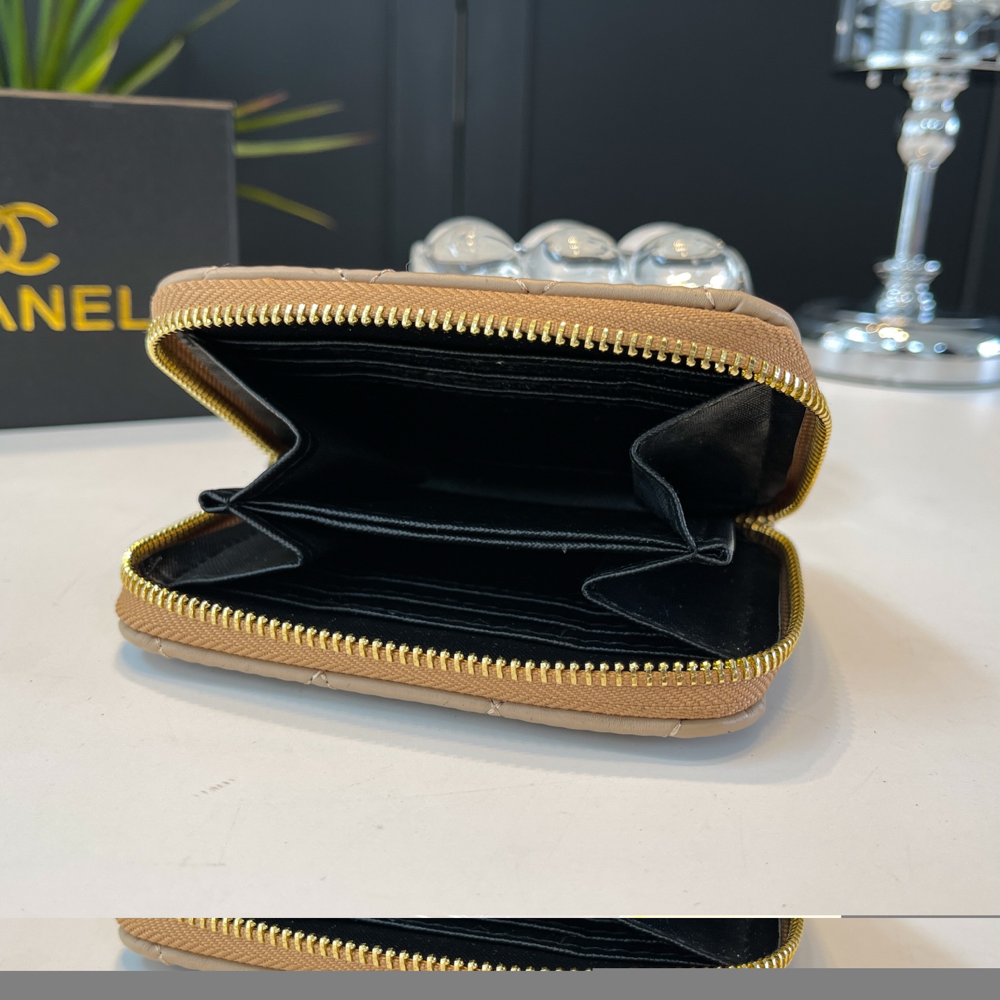 21$ dh CHANEL 311 purse size 13X10X3 cm 90457612415 BY2415 gallery