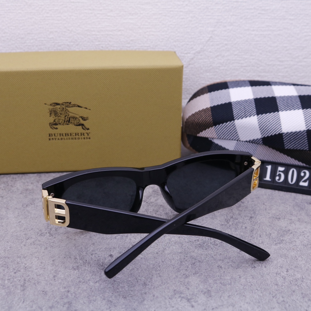 21$ new_dh BURBERRY 1502 30251612400 FF5S163 gallery