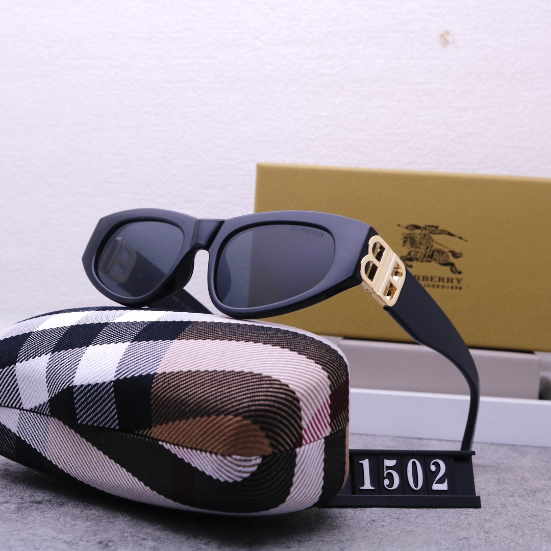 21$ new_dh BURBERRY 1502 30251612400 FF5S163 gallery
