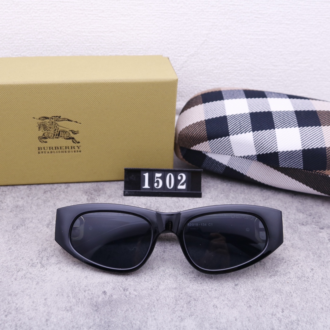 21$ new_dh BURBERRY 1502 30251612400 FF5S163 gallery
