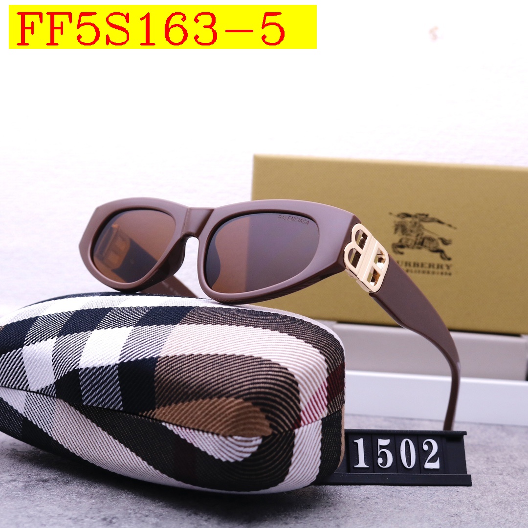 21$ new_dh BURBERRY 1502 30251612400 FF5S163 gallery