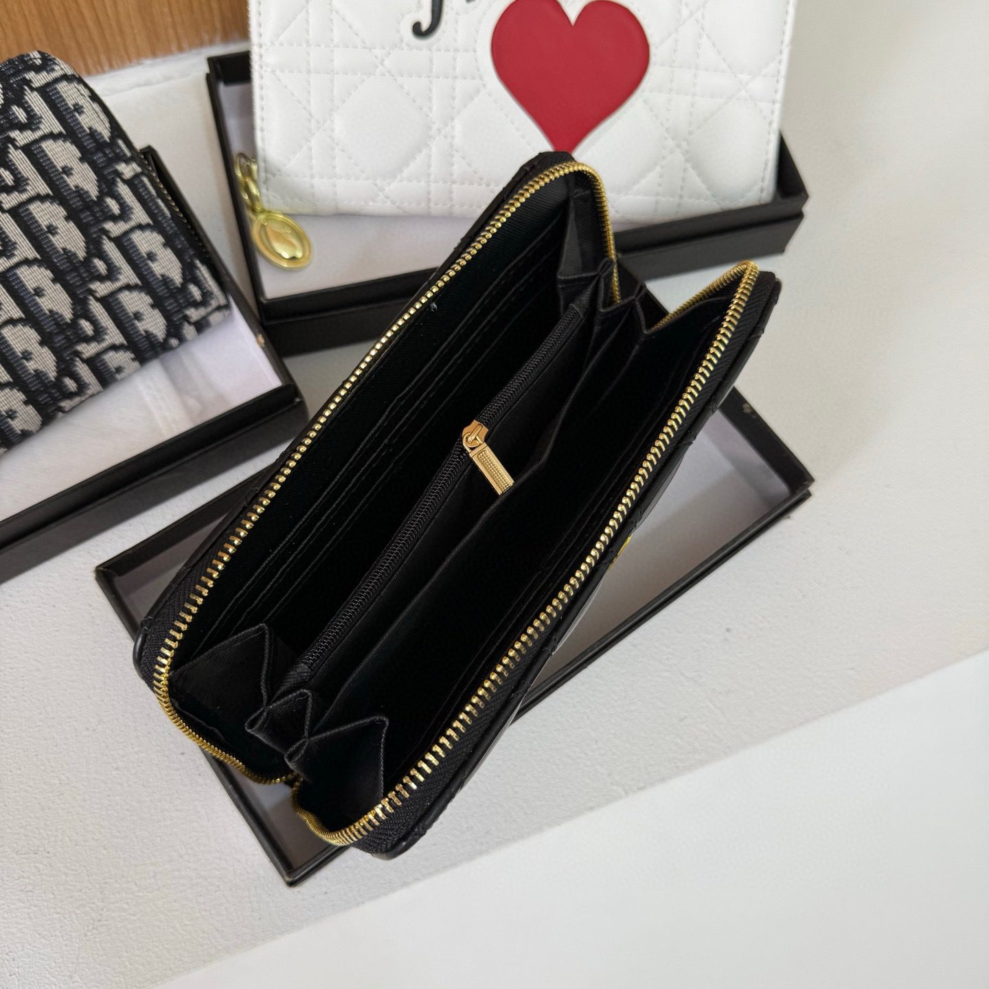 22$ Dior 3002 Wallet size 20 cm 6850 DX730 gallery
