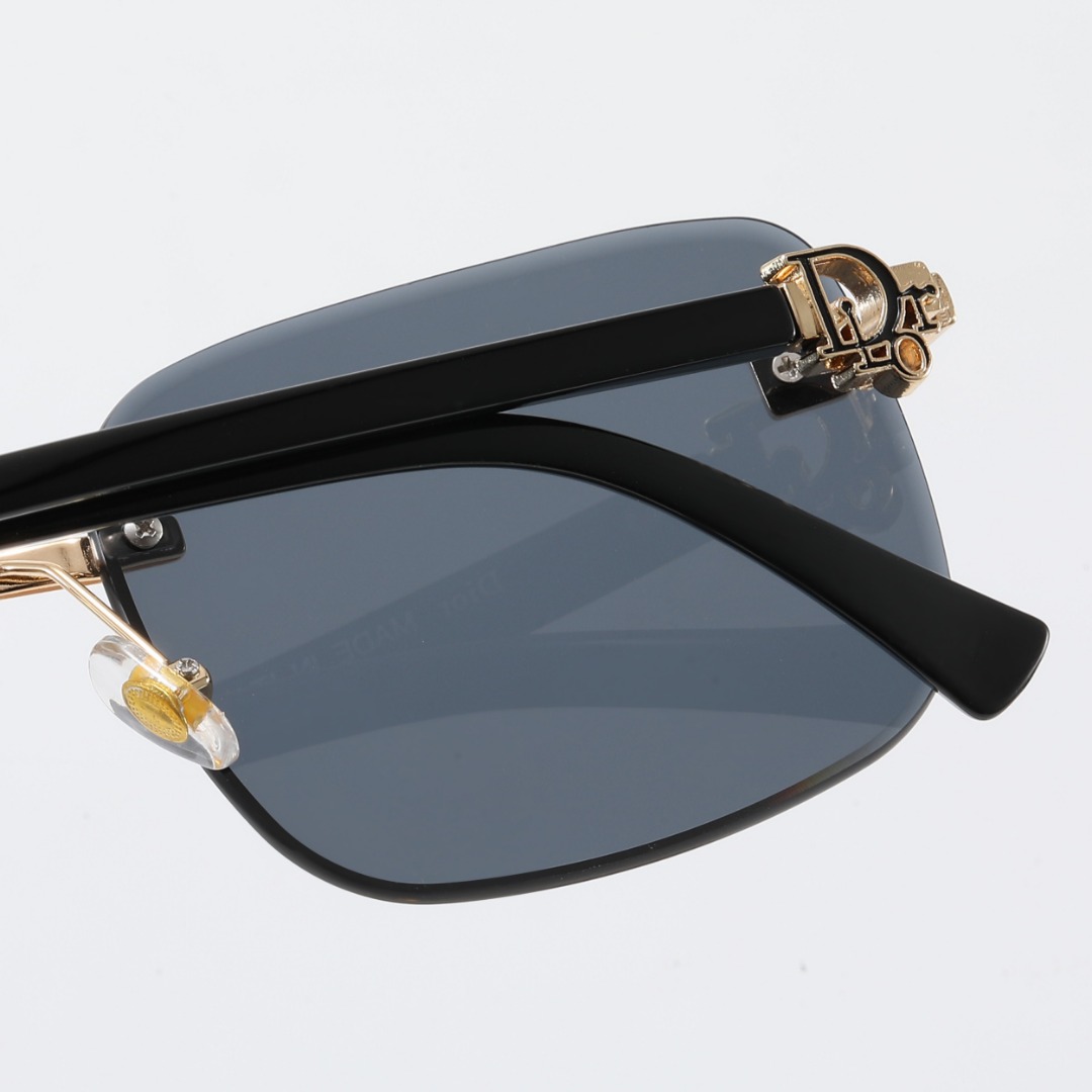 22$ dh DIOR 68061 Sunglassess With Box 70451012523 FF1099 gallery