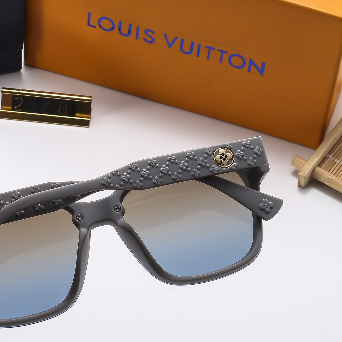 23$ dh LV 2148 Polarizer Sunglassess With Box 80569012630 FF1201 gallery