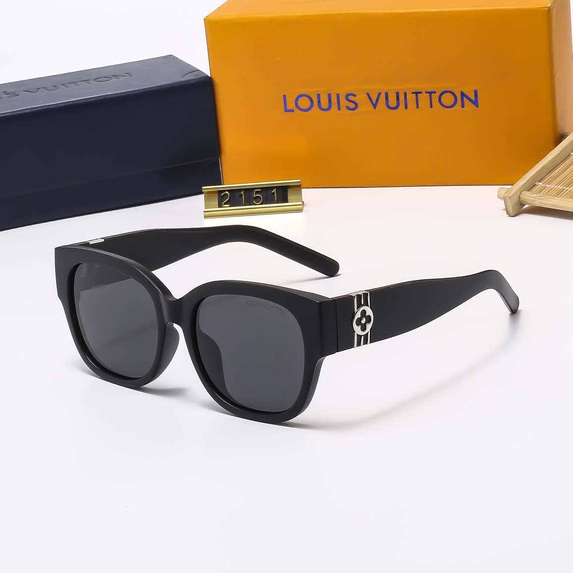 23$ dh LV 2151 Polarizer Sunglassess With Box 90568012630 FF1207 gallery