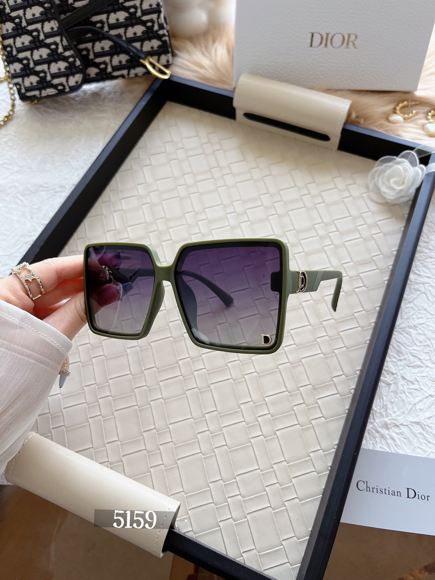 24$ new_dh DIOR 5159 30591012633 FF3S57 gallery
