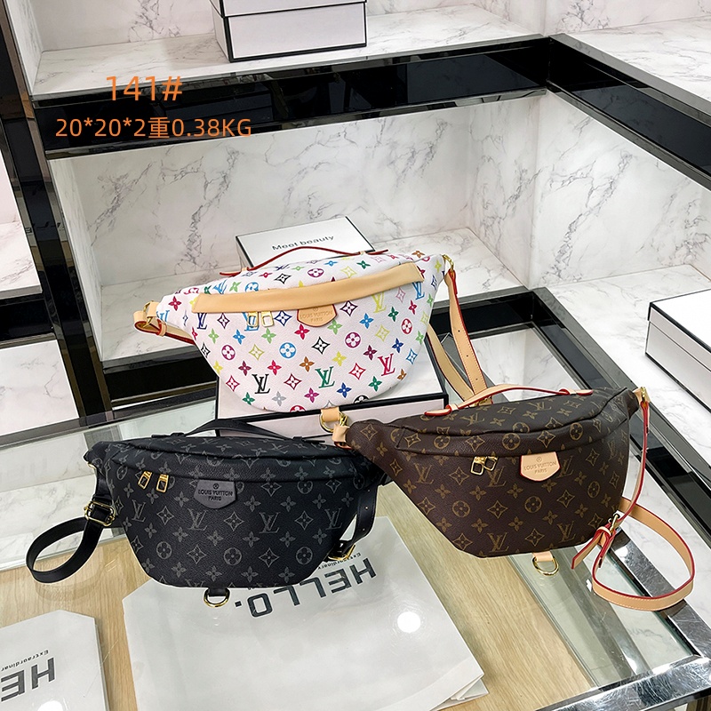 25$ LV 141 Shoulder bag size 20x20x2 cm 2776 BY2905 gallery
