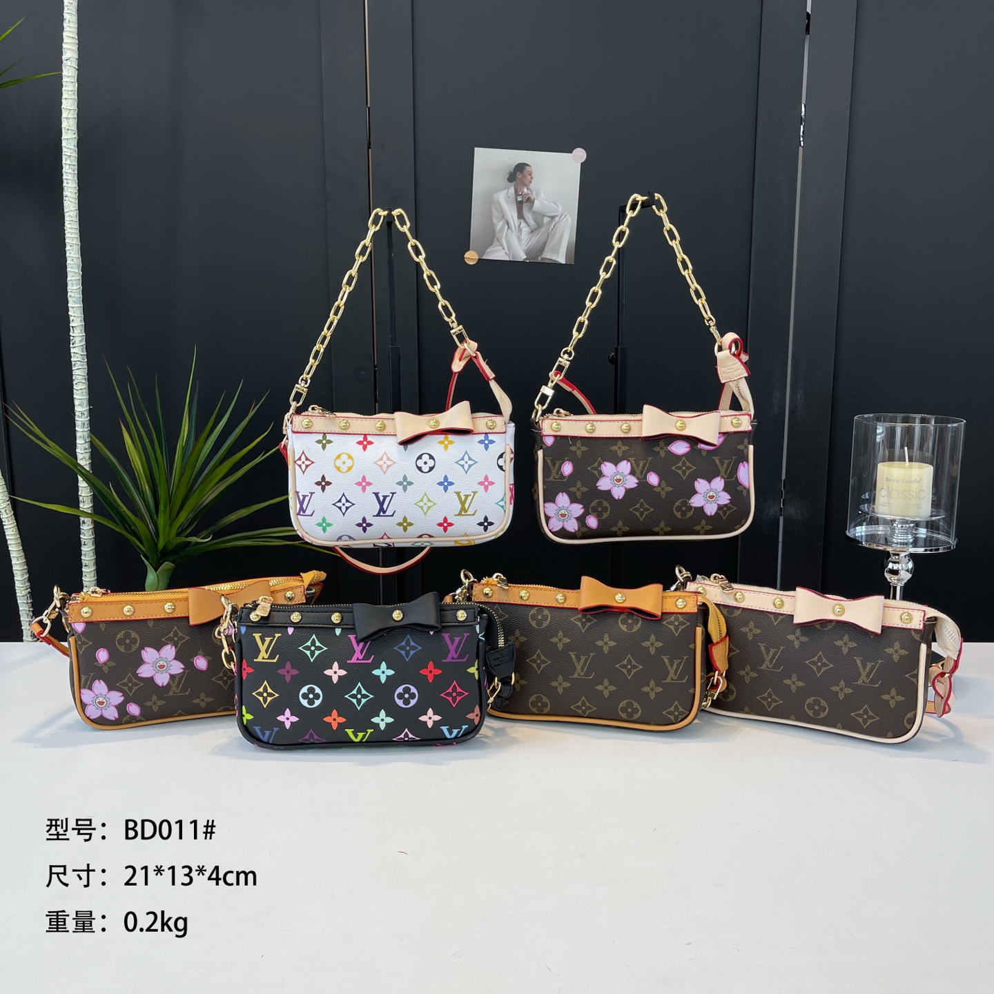 25$ LV BD011 Shoulder bag size 21x13x4 cm 6822 BY2813 gallery