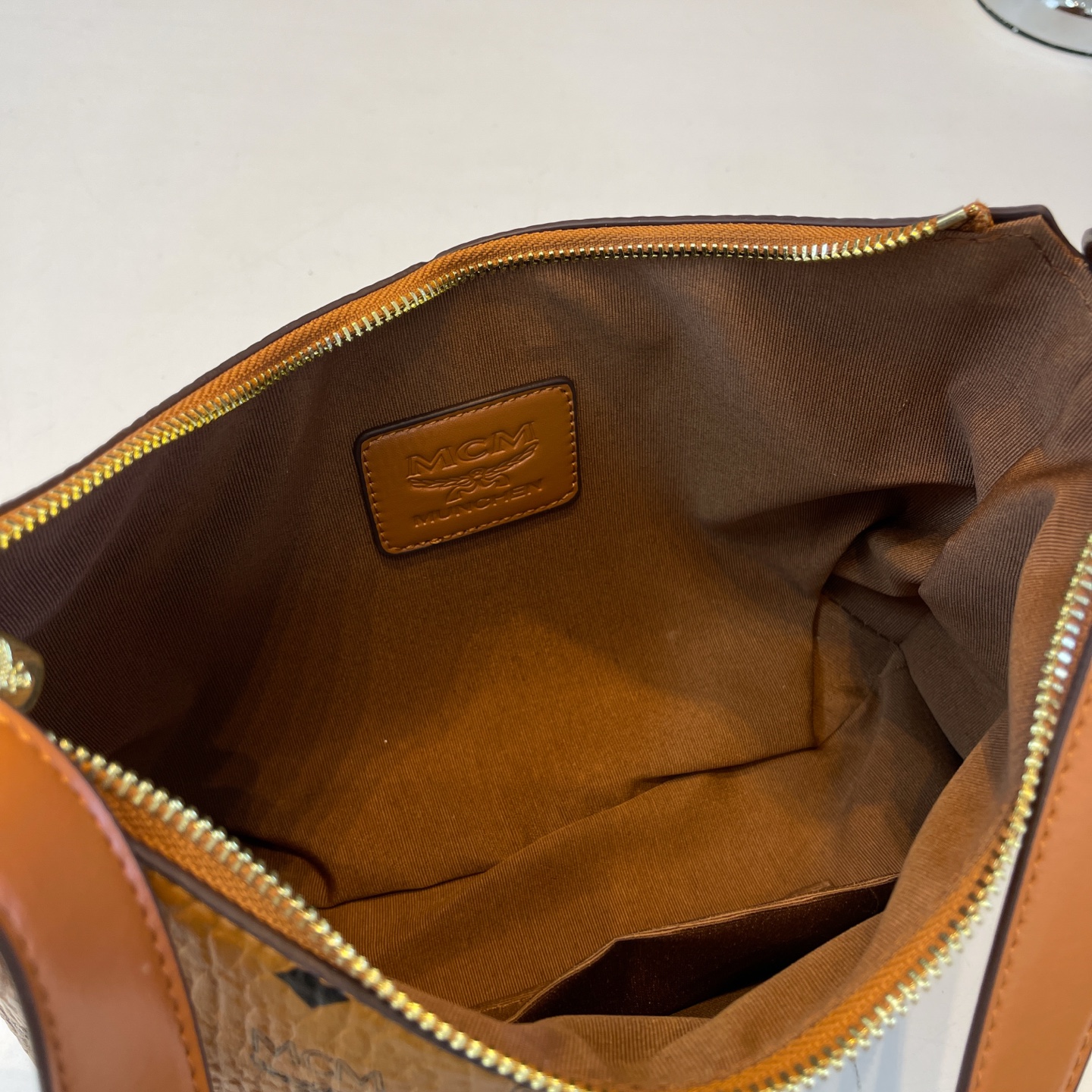 25$ MCM 68819 Shoulder bag size 30X19X9 cm 3812 BY2817 gallery