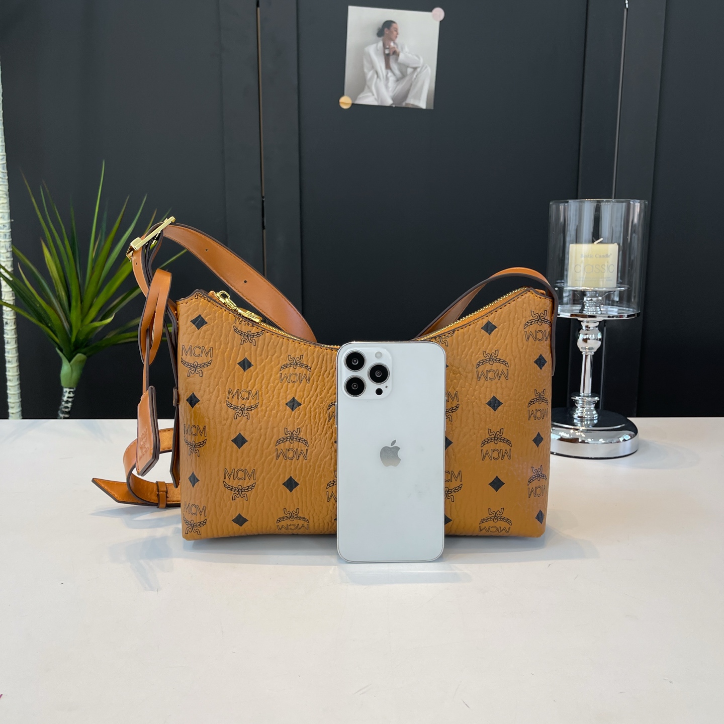 25$ MCM 68819 Shoulder bag size 30X19X9 cm 3812 BY2817 gallery