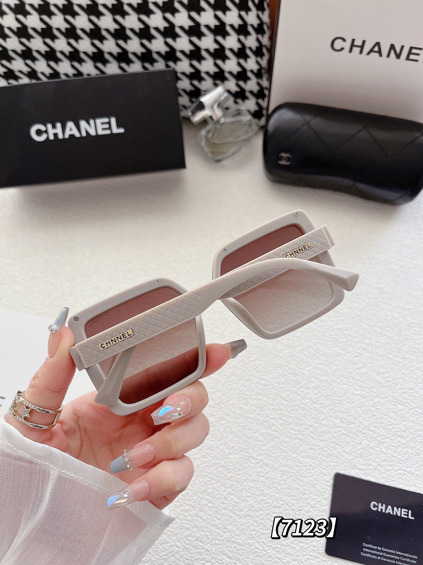 25$ new_dh CHANEL 7123 40586812648 FF4S288 gallery