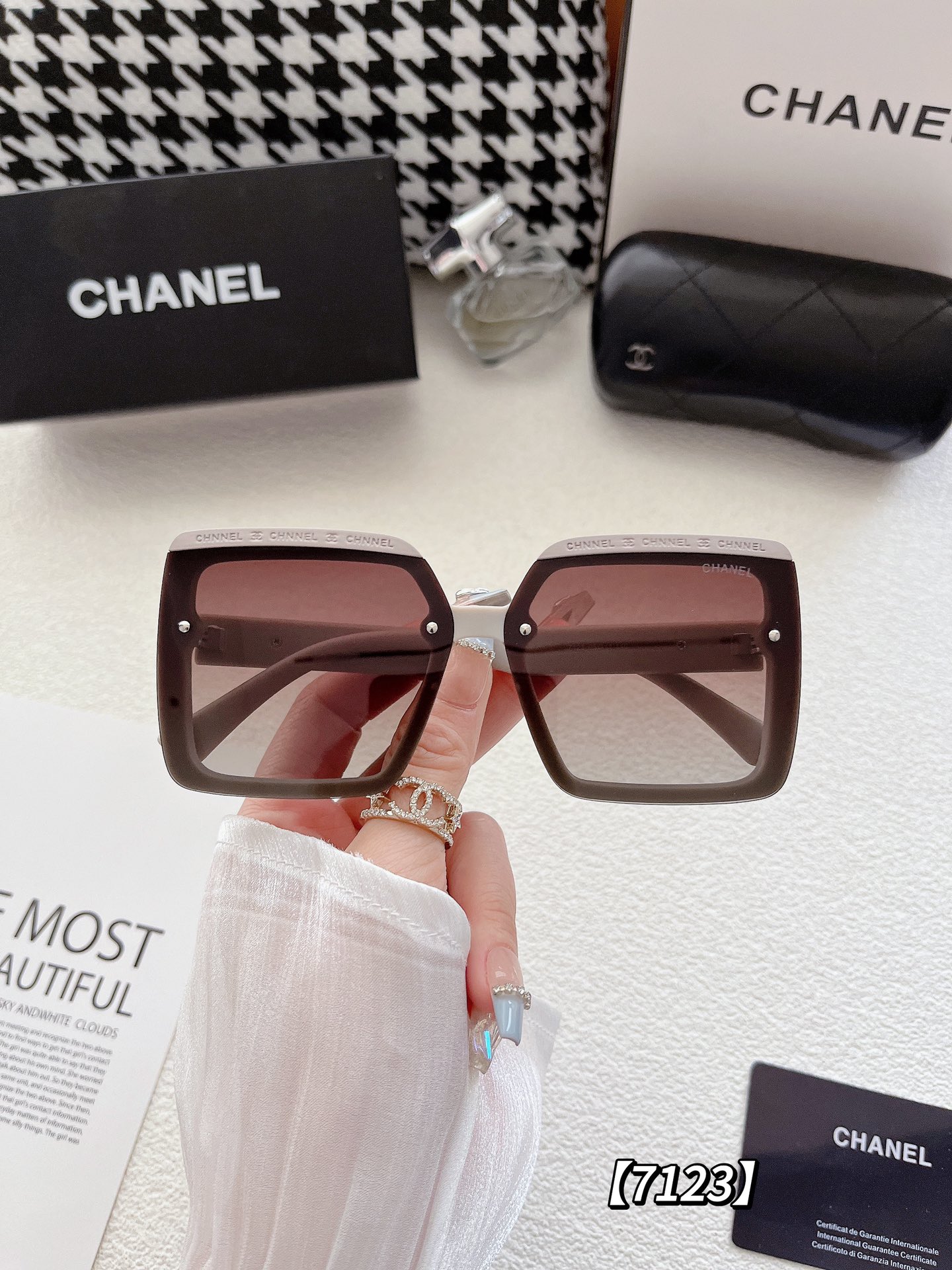 25$ new_dh CHANEL 7123 40586812648 FF4S288 gallery