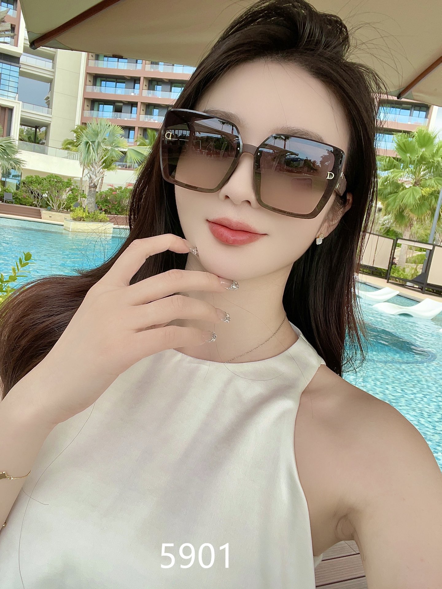 25$ new_dh D 5901 60284812648 FF4S273 gallery
