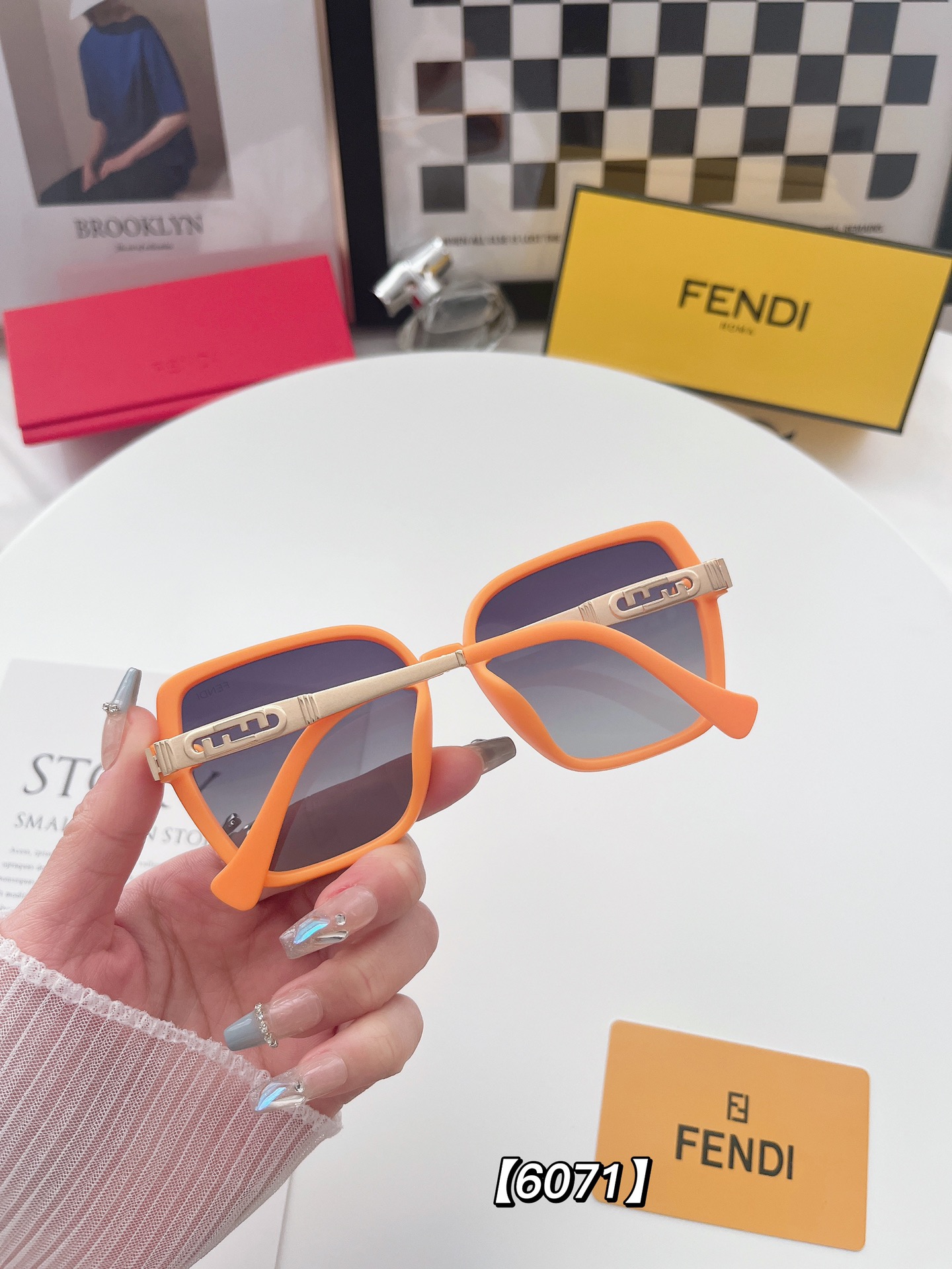 25$ new_dh FENDI 6071 50283812648 FF4S277 gallery