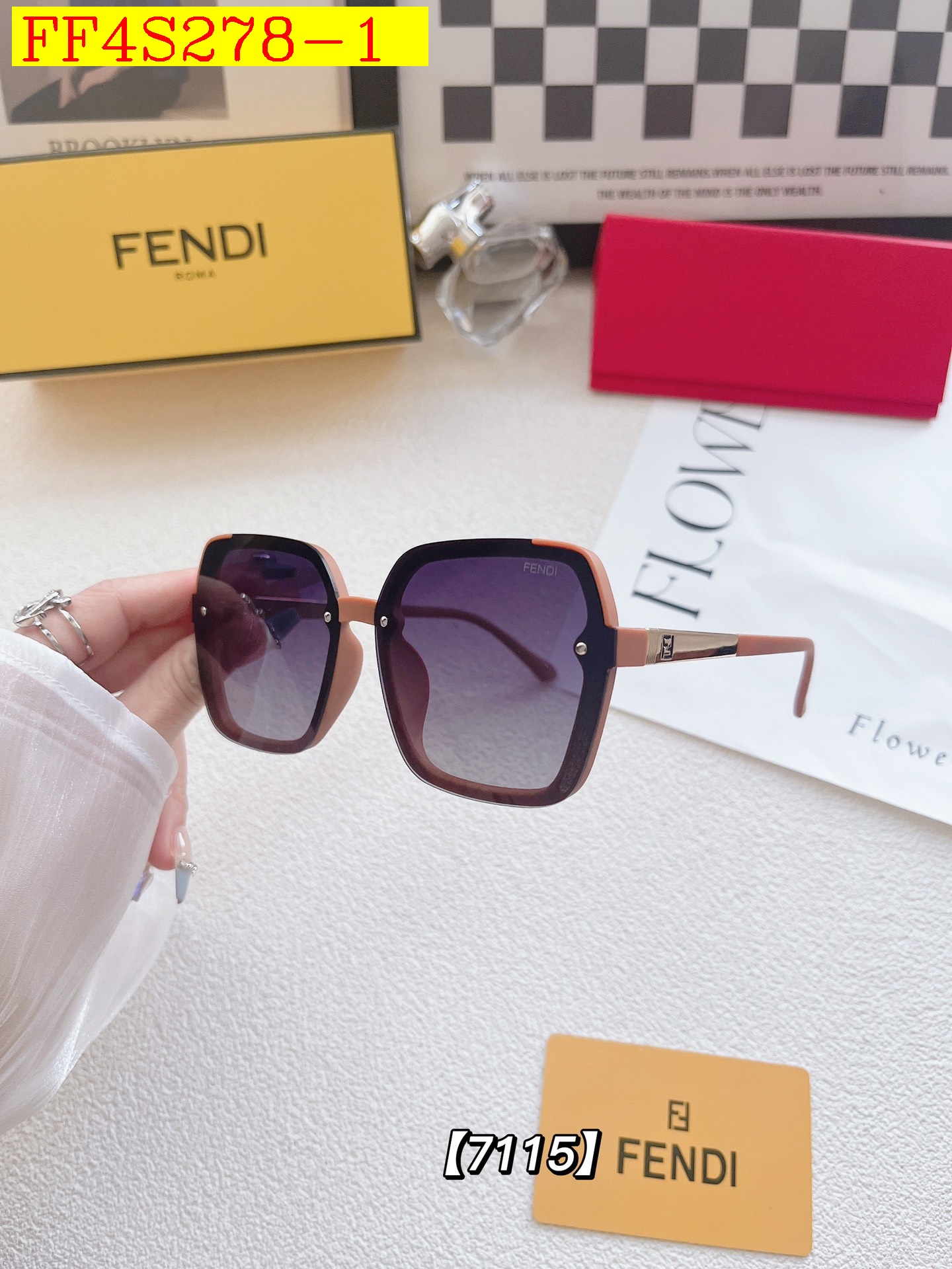25$ new_dh FENDI 7115 40185812648 FF4S278 gallery