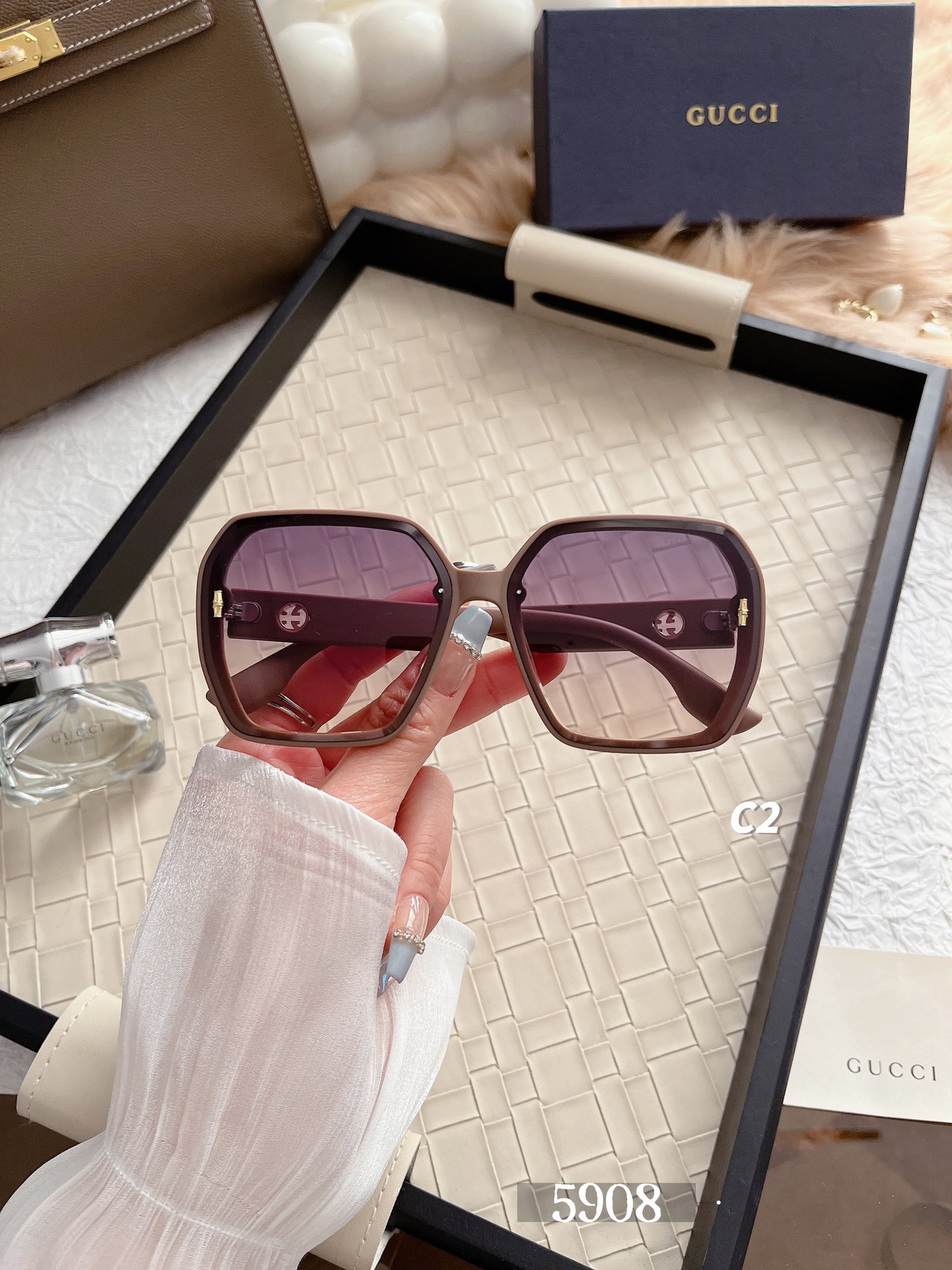 25$ new_dh GUCCI 5908 60382812648 FF4S279 gallery