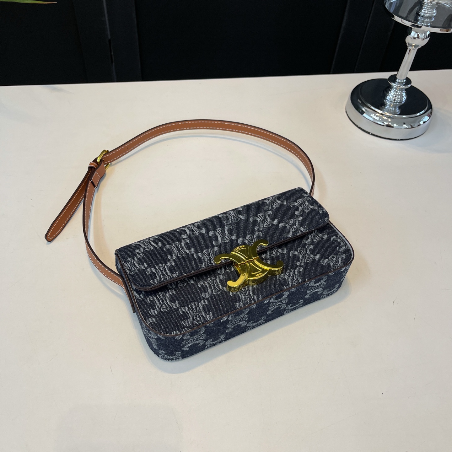 26$ CELINE 9560 Shoulder bag size 21X12X4 cm 5898 BY2829 gallery