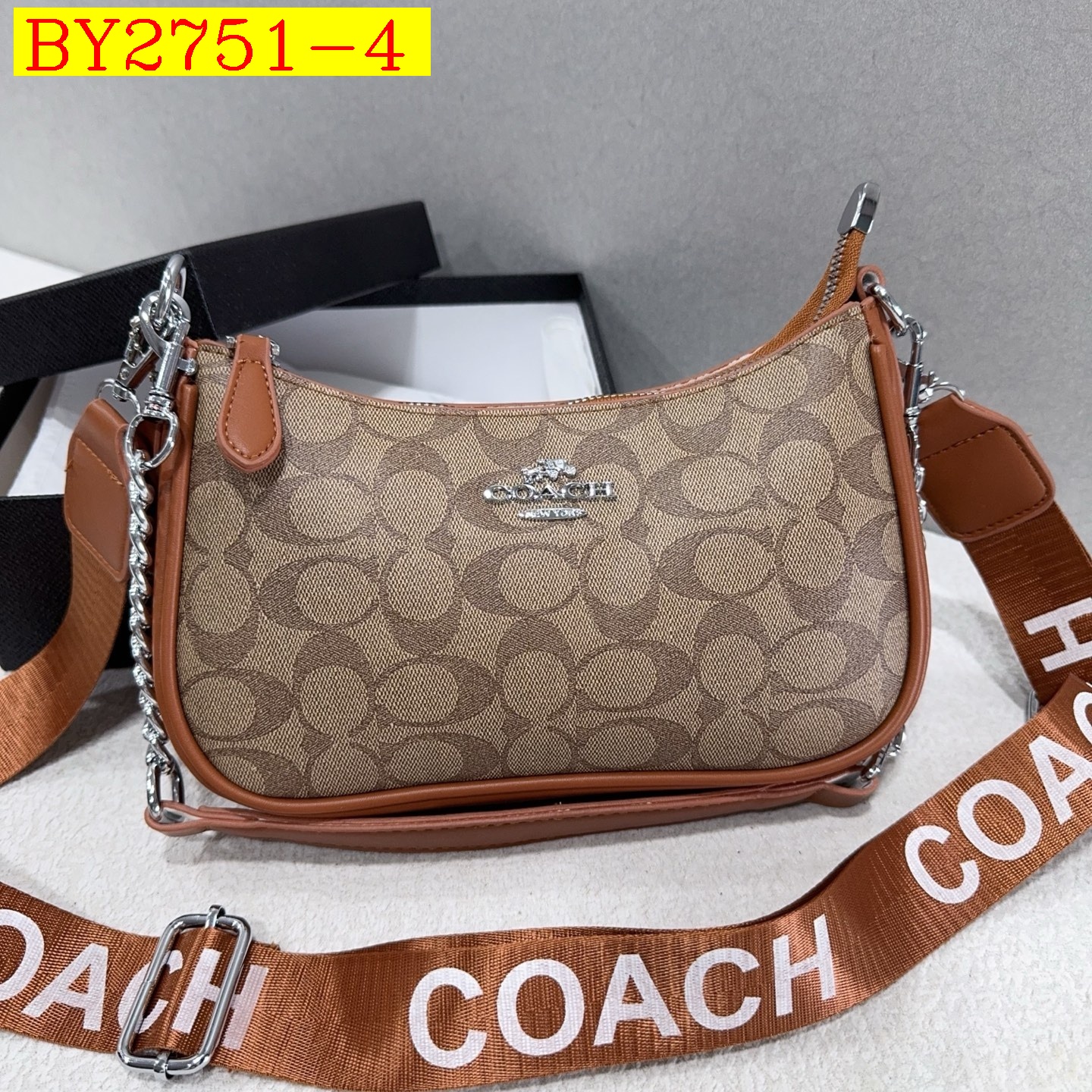26$ COACH 9988 Shoulder bag size 25x16x6 cm 4806 BY2751 gallery