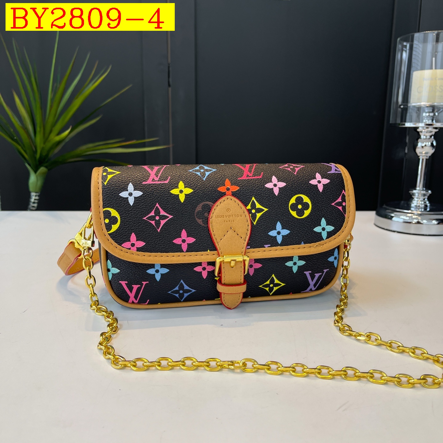 26$ LV 680124 Shoulder bag size 21x11x7 cm 4848 BY2809 gallery