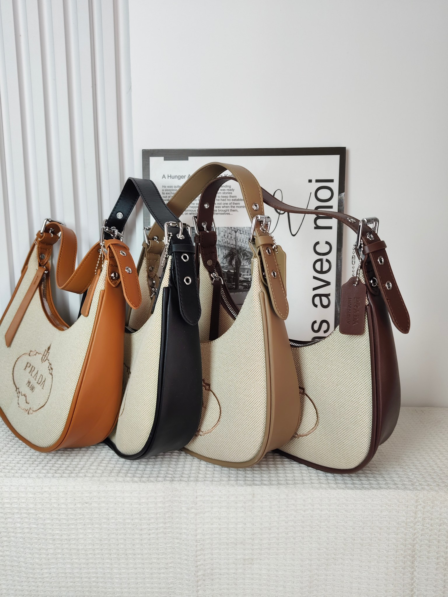 26$ PRADA 2578 Shoulder bag size 27x26x6 cm 2942 BY2797 gallery