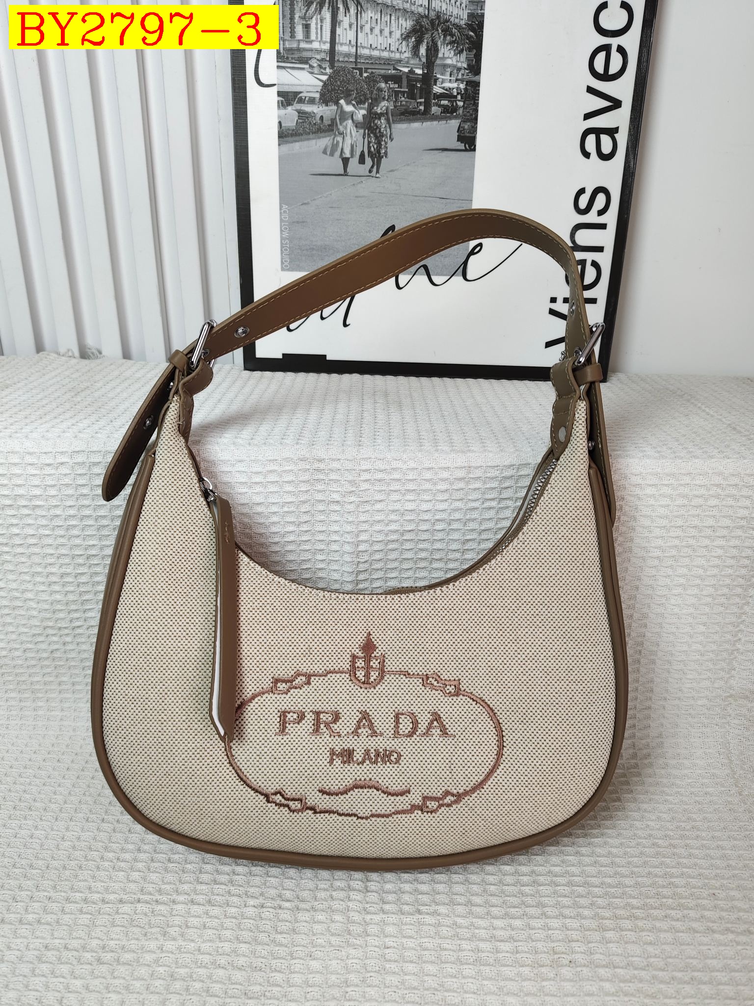 26$ PRADA 2578 Shoulder bag size 27x26x6 cm 2942 BY2797 gallery