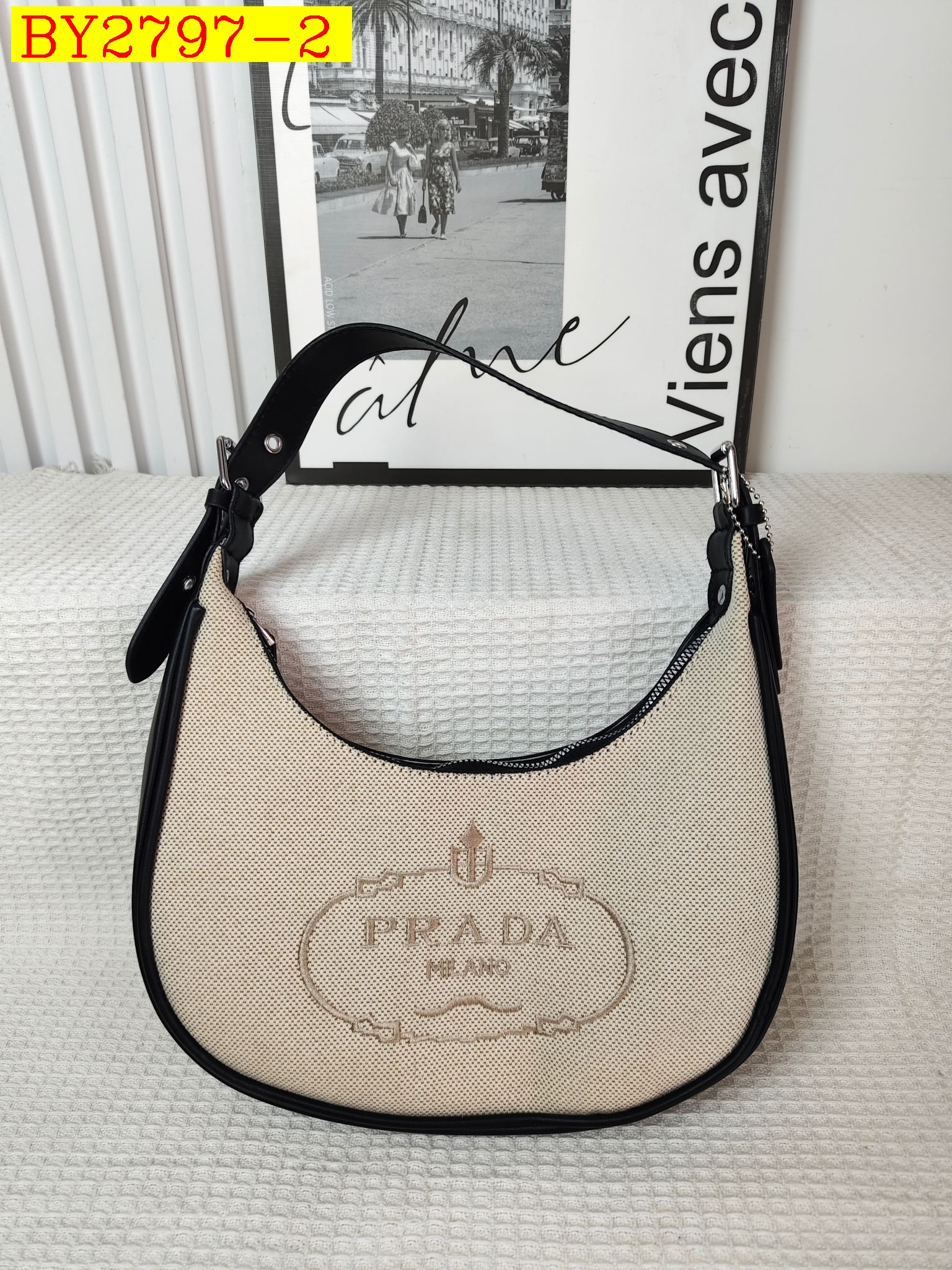 26$ PRADA 2578 Shoulder bag size 27x26x6 cm 2942 BY2797 gallery