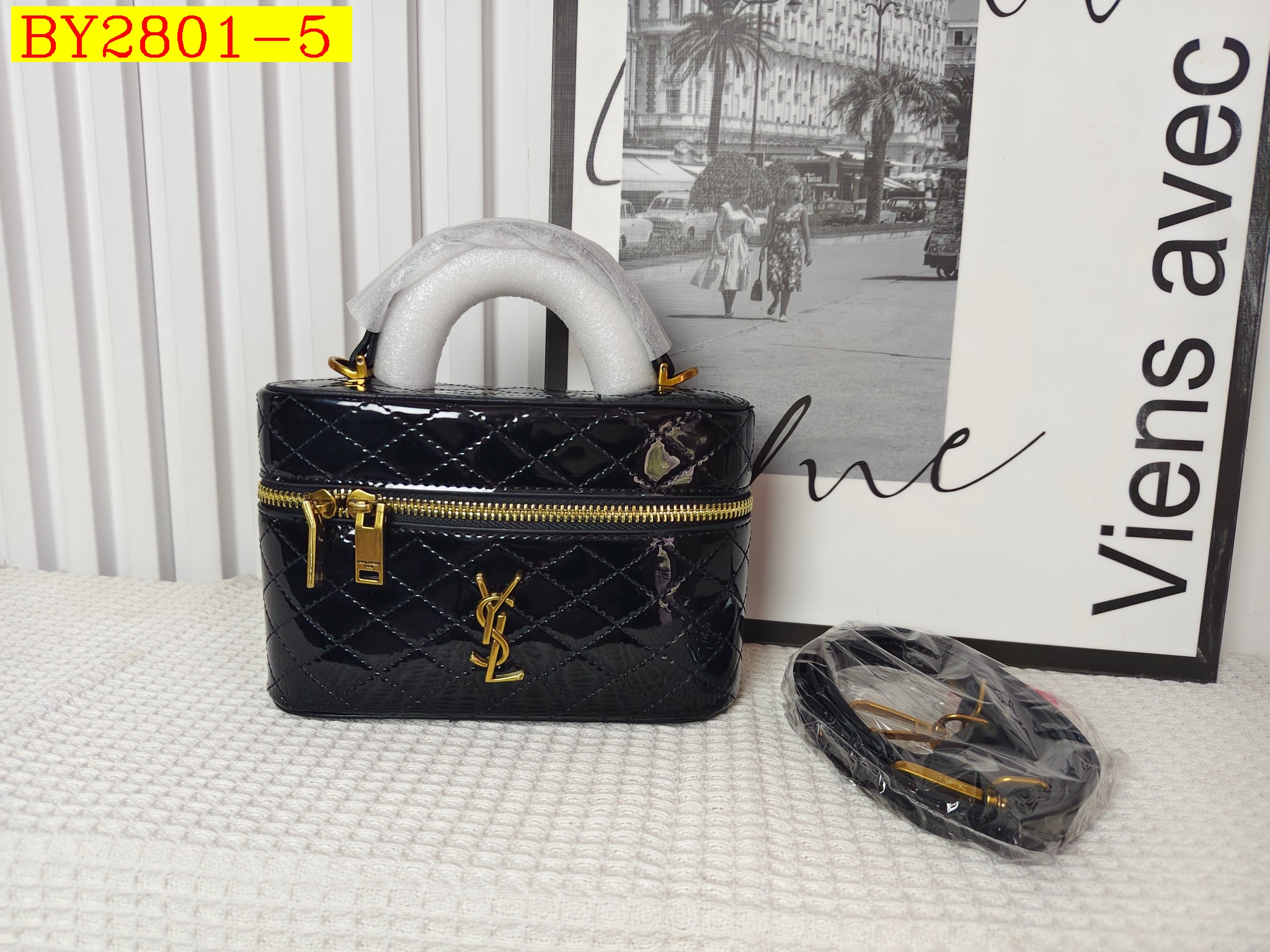 26$ YSL 68003 Shoulder bag size 18x7x11 cm 9952 BY2801 gallery