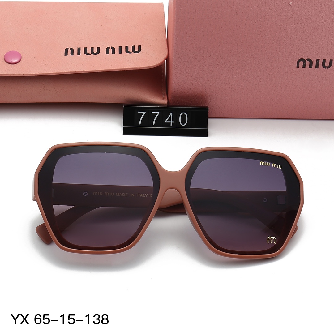 26$ new_dh MIU 7740 90584012757 FF4S57 gallery