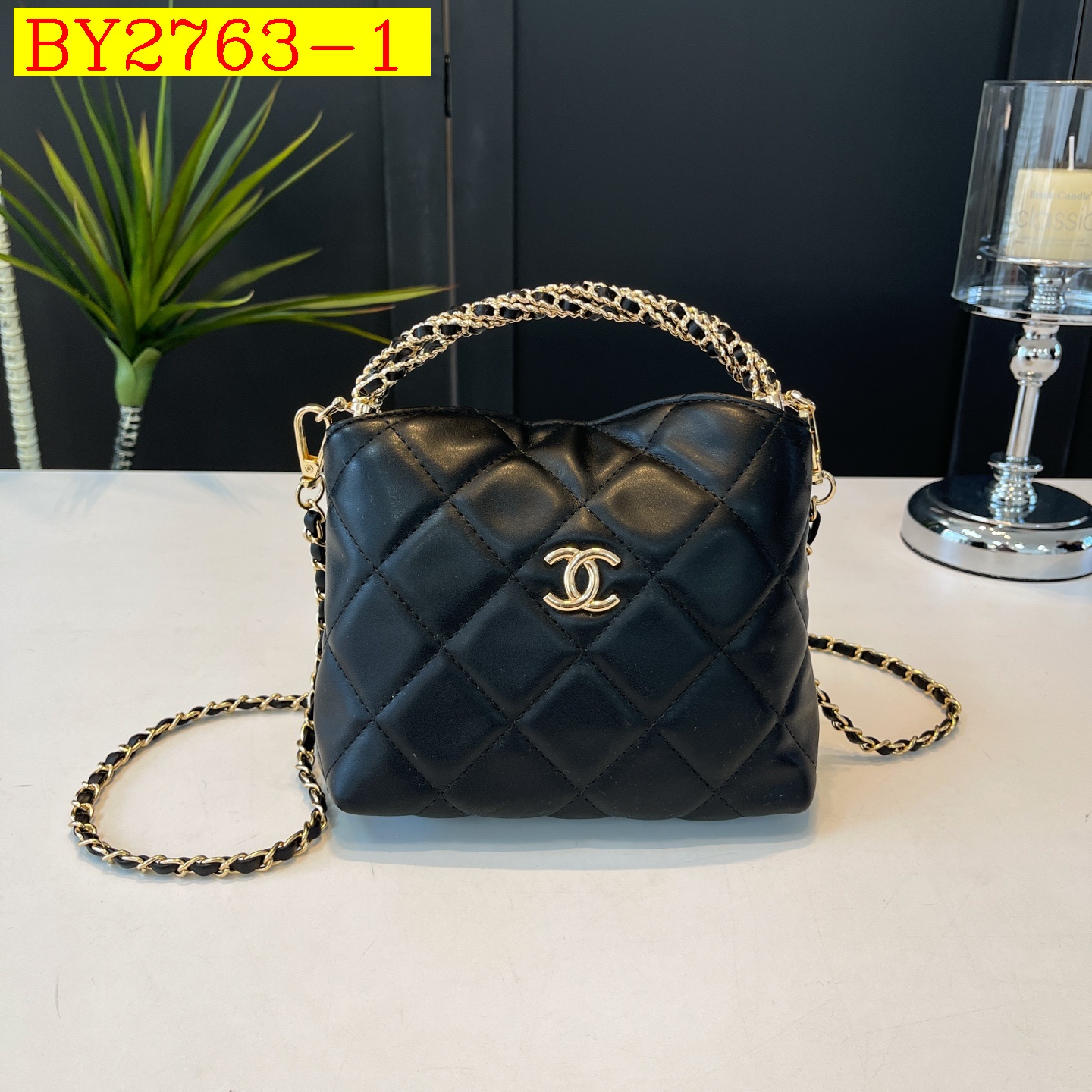 27$ CHANEL 78807 Shoulder bag size 20x15x7 cm 4904 BY2763 gallery